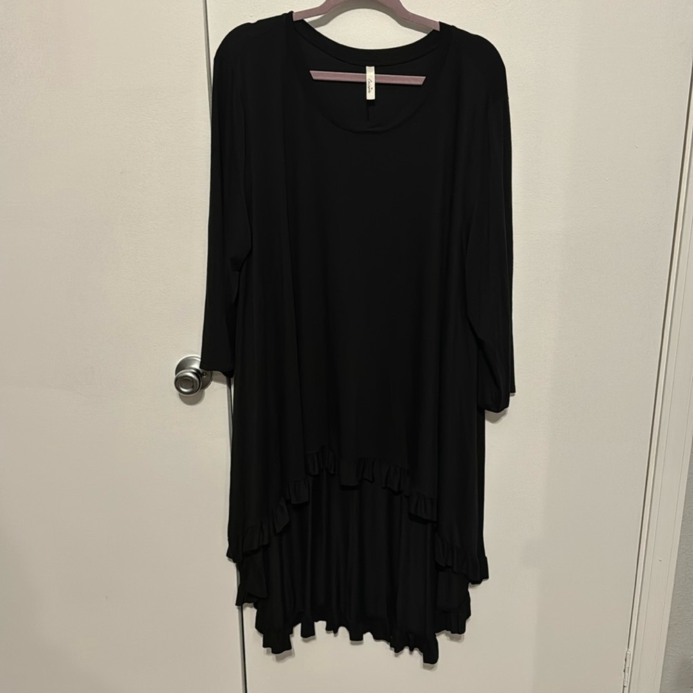 3x black high low blouse